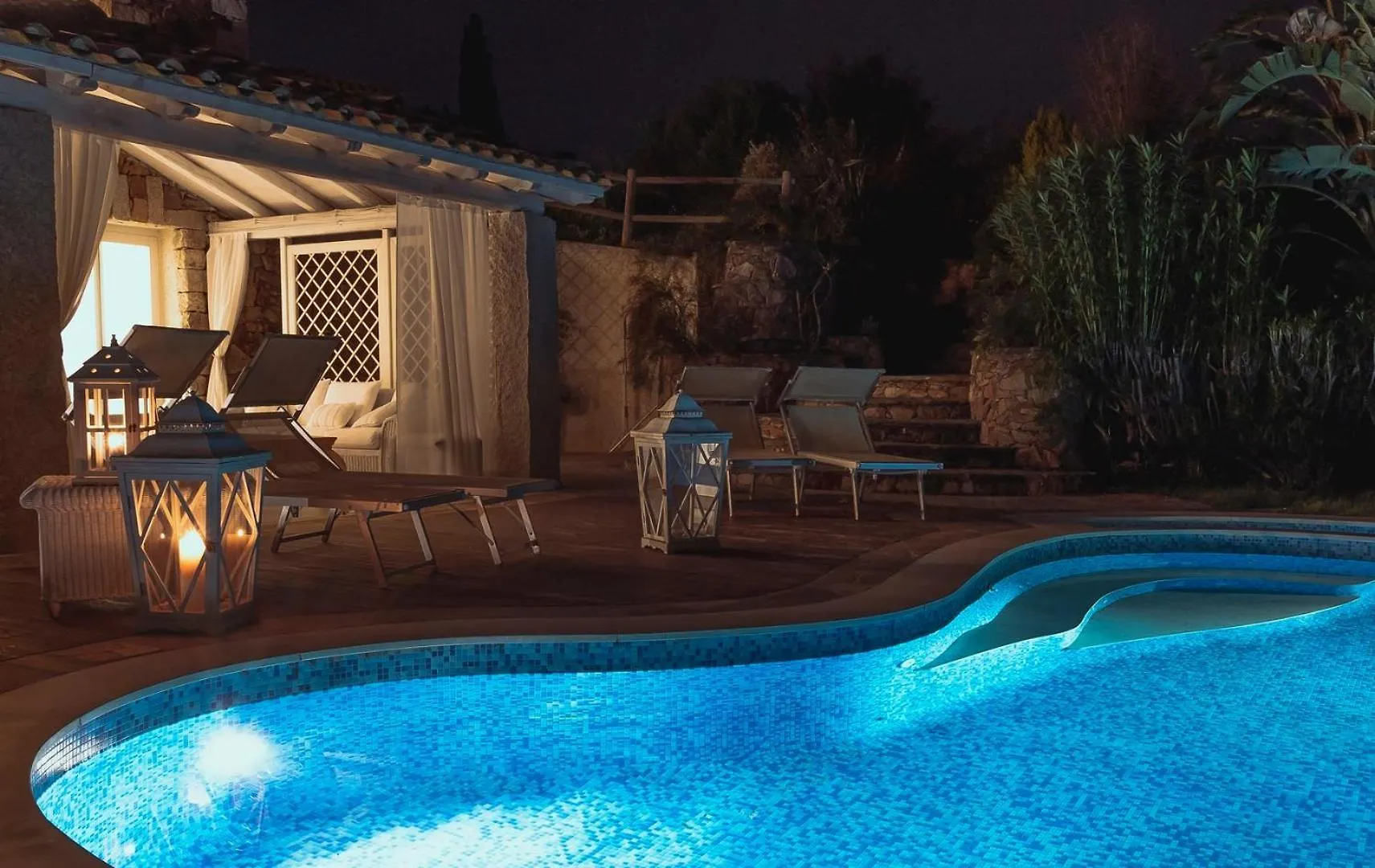 Villa Bougainvillea Con Piscina E Giardino Privato A Pochi Passi Dal Mare Castiadas