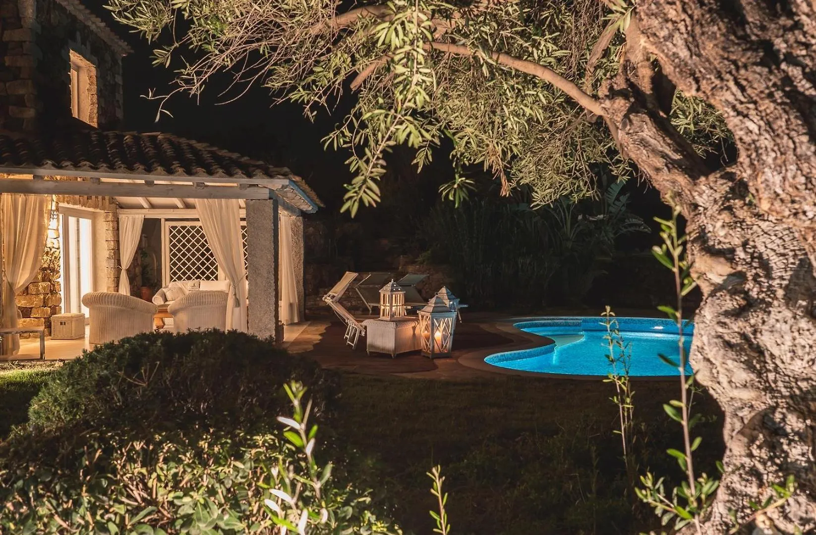 Villa Bougainvillea Con Piscina E Giardino Privato A Pochi Passi Dal Mare Castiadas Italien