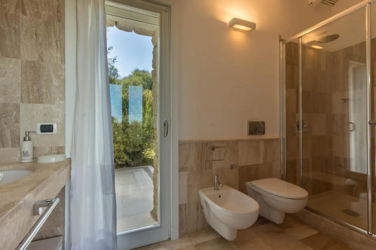 Villa Bougainvillea Con Piscina E Giardino Privato A Pochi Passi Dal Mare Castiadas Italy