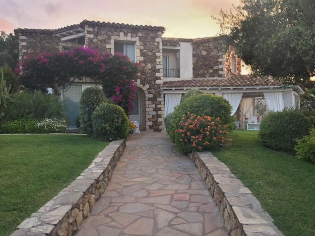 Villa Bougainvillea Con Piscina E Giardino Privato A Pochi Passi Dal Mare Castiadas Italien