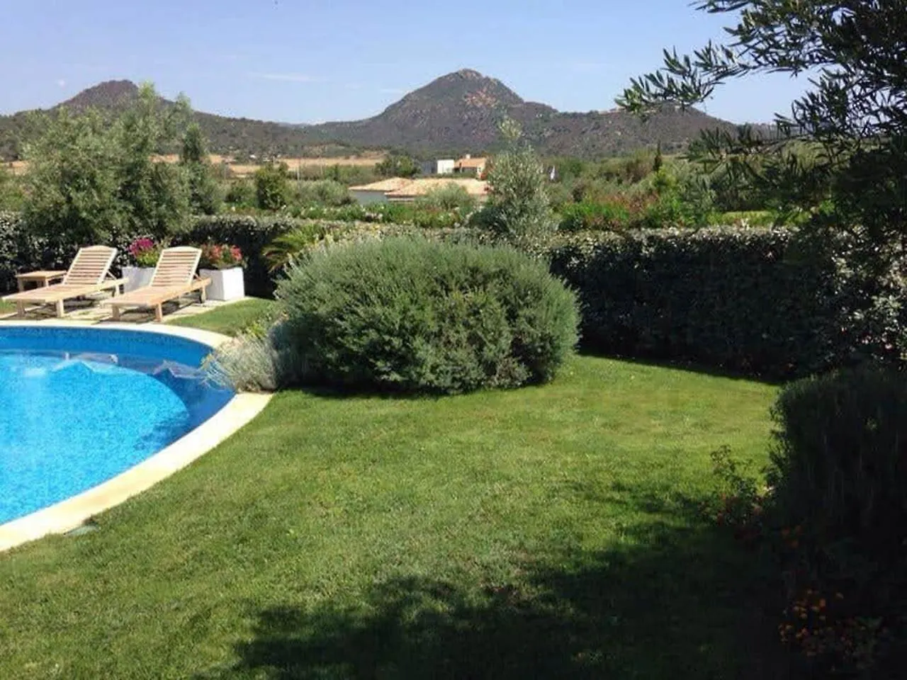 Villa Bougainvillea Con Piscina E Giardino Privato A Pochi Passi Dal Mare Castiadas